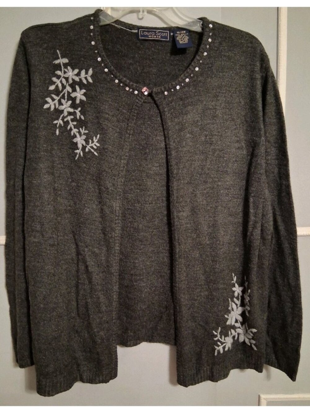 Laura Scott Women 2-in-1 Gray w/Embroirdered Flowers Pullover Sweater  16/18W